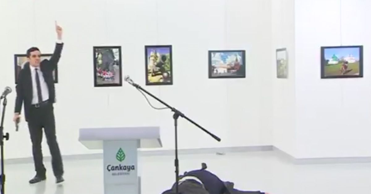 embajador ruso asesinado en Ankara