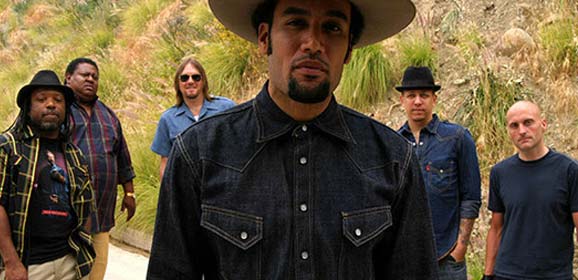 Ben Harper visita España con su banda ‘The Innocent Criminals’