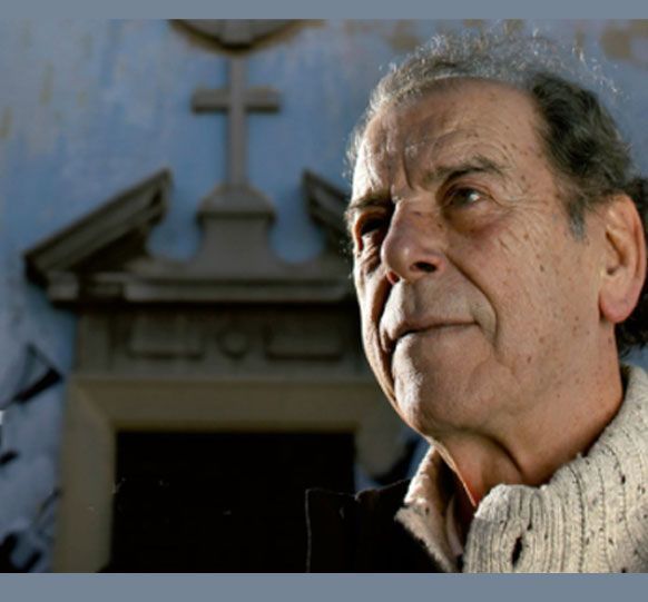 Enrique de Castro, el cura rojo de Entrevías: «La droga se usó para desmovilizar al barrio»