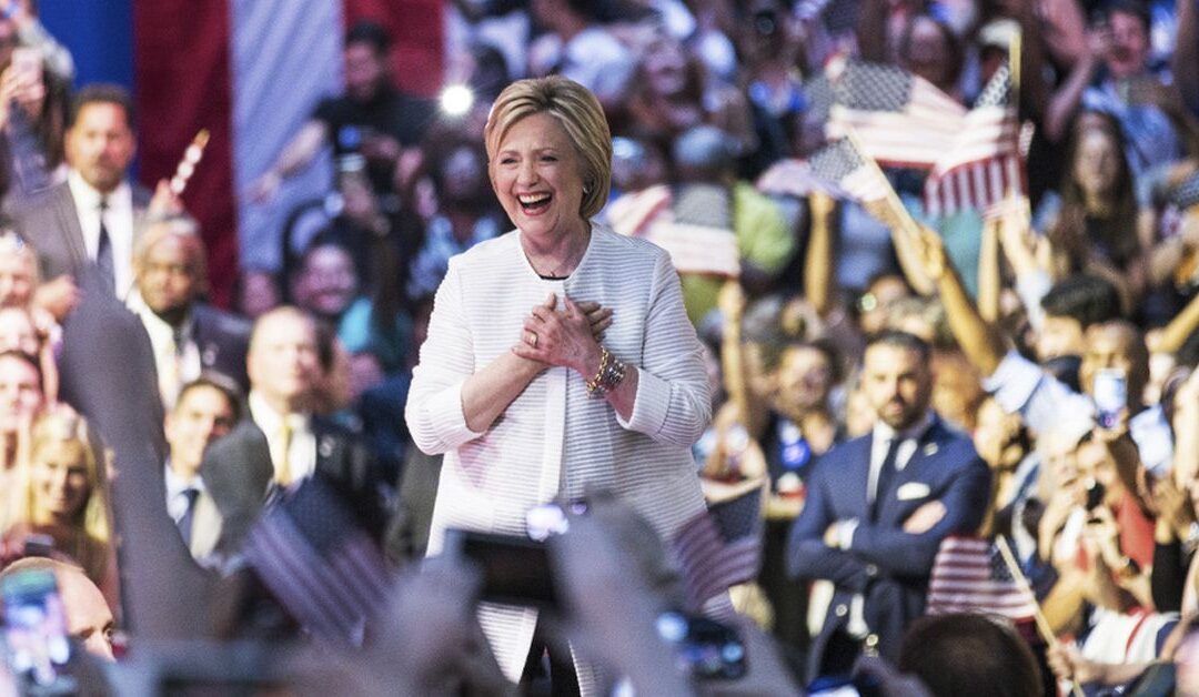 Hillary Clinton intentará apagar el fuego de Trump