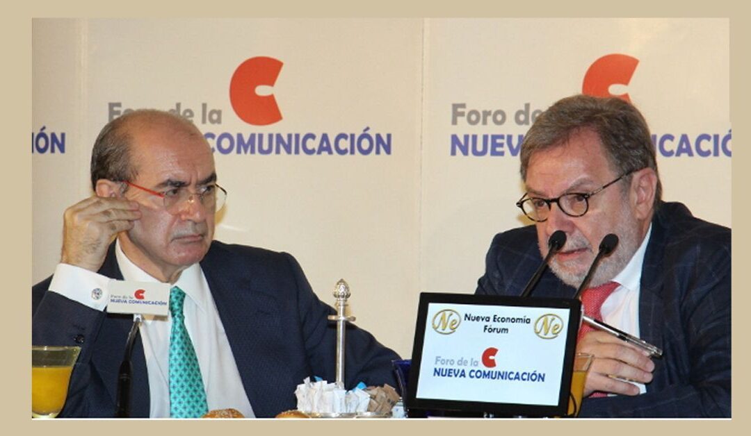 Cebrián: «El País no es una máquina de fango»