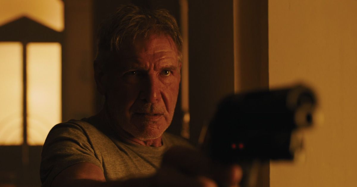 Harrison Ford como el policía Deckard