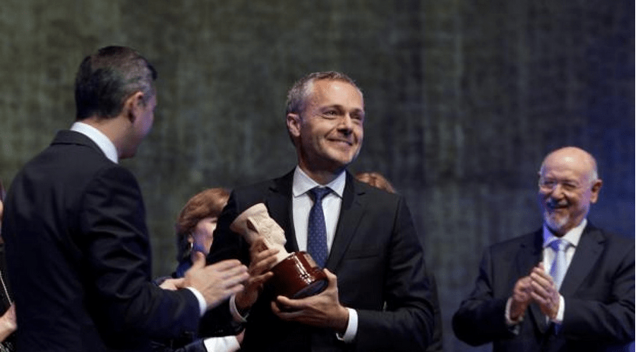 Joaquín Camps gana el Premio Azorín