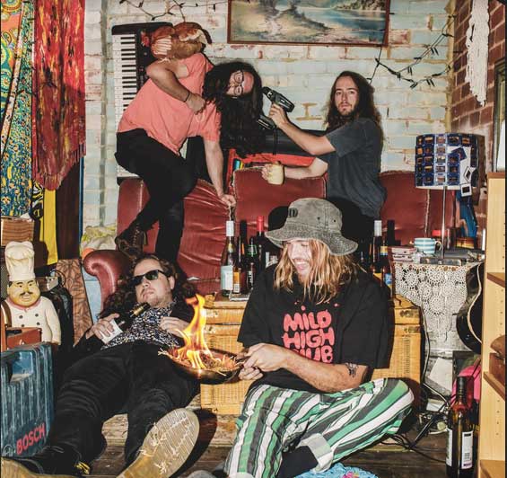 Psychedelic Porn Crumpets: hongos, tomates y muchos riffs