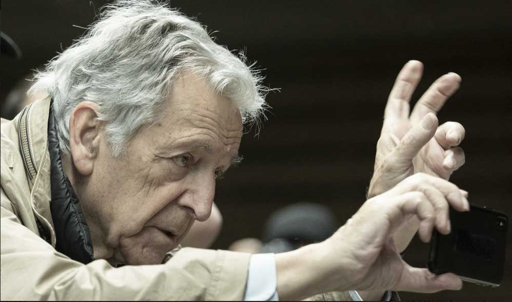 Costa-Gravas recibirá Premio Donostia y estrena filme sobre crisis griega