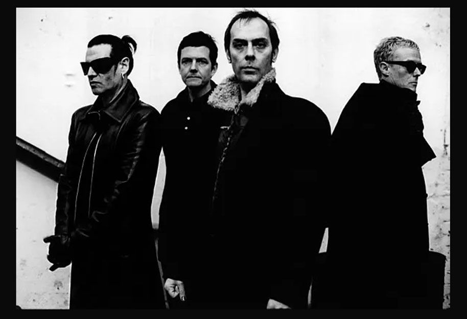 Bauhaus regresa surrealista: presenta nueva canción bajo la técnica «cadáver exquisito»