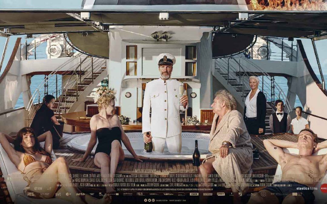 Cines y estrenos del finde: ‘Triángulo de la tristeza’, una sátira que no hace reír a nadie