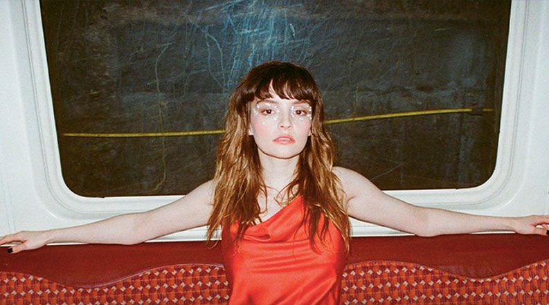 Lauren Mayberry, líder de Chvrches, lanza proyecto en solitario y gira por Europa
