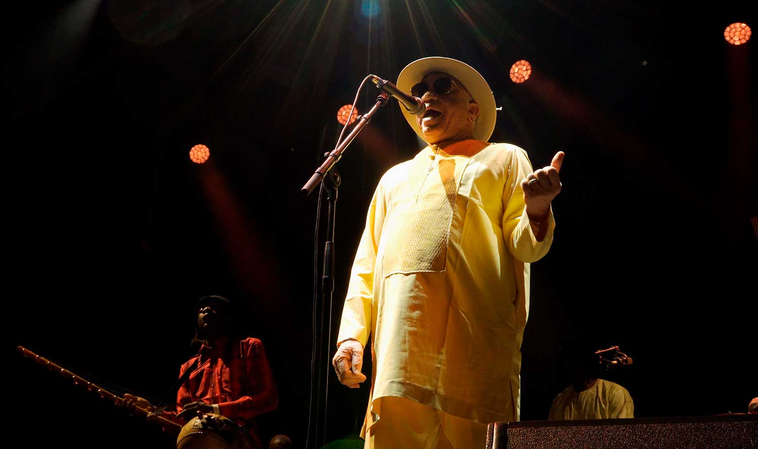 Salif Keita en las Noches del Botánico . fotos: Sociedad Sonora