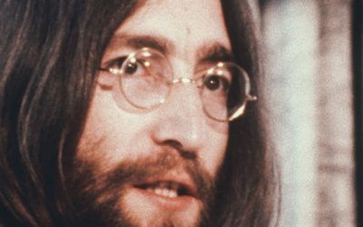 Apple Tv+ sorprende con la serie ‘John Lennon: asesinato sin juicio’, que se sumerge en la muerte del ex Beatle aportando nuevas pruebas