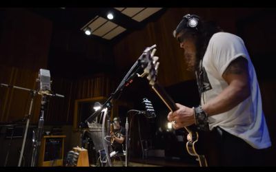 Slash, guitar de Guns and Roses, presenta el segundo single de su Lp tributo al blues con invitados muy especiales