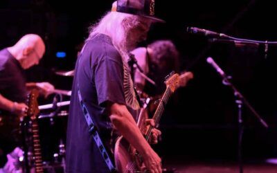 Azkena Rock Fest 2025 comenzó con buen tiempo en Vitoria Gasteiz y mucha nostalgia rockera