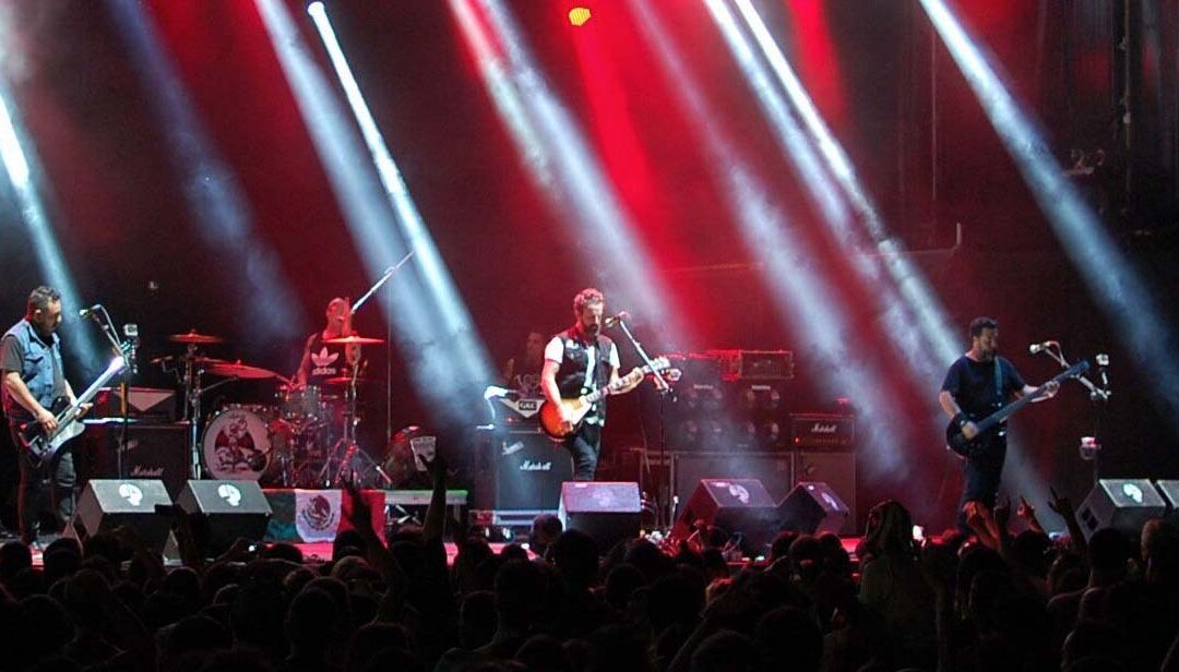 Tito Fuentes, guitarrista de Molotov, desvela en una entrevista perturbadora porque abandonó la banda