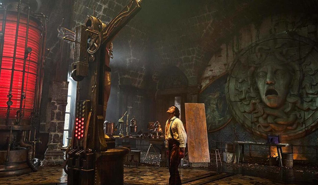 Frankenstein en cines:  la película de Guillermo del Toro es un cuento de terror lleno de amor