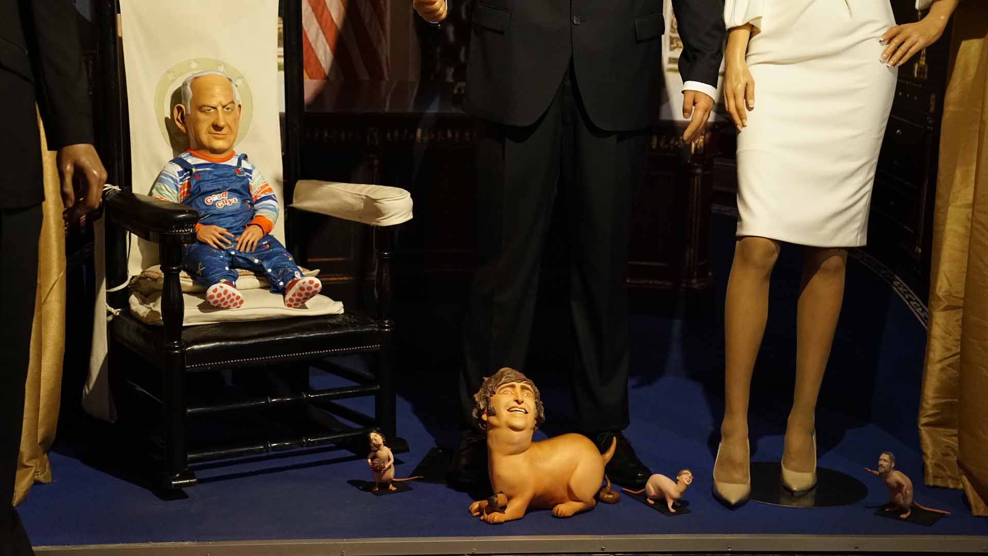 Museo de Cera Madrid - Despacho Oval Casa Blanca - acción arte Nicolás Miranda