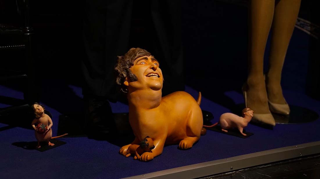 Museo de Cera Madrid - Despacho Oval Casa Blanca - acción arte Nicolás Miranda