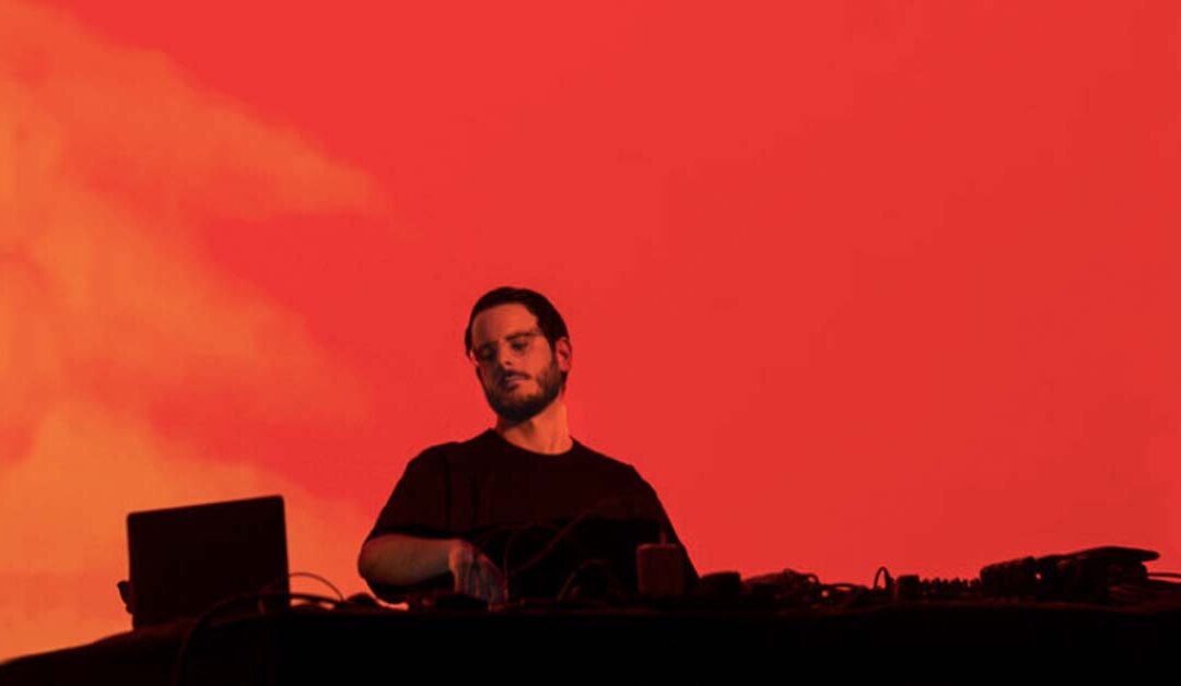 Alejandro Guillán, Baiuca , deja que Ale Costa inocule Tech house y clubbing en ‘PAEQB del Lp ‘Barullo’