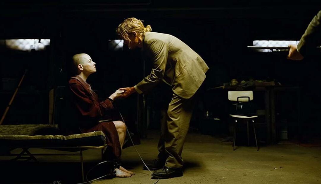 Cartelera cines: Bugonia de Lanthimos, ‘Dos forajidos’ con Alec Balwin y ‘Siempre es invierno’ de David Trueba