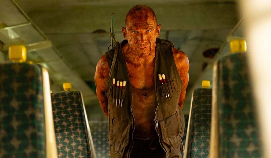 Estrenos cines: Ralph Fiennes le da brío a la saga zombie ’28 años después’ y otro remake, ‘El hombre menguante’