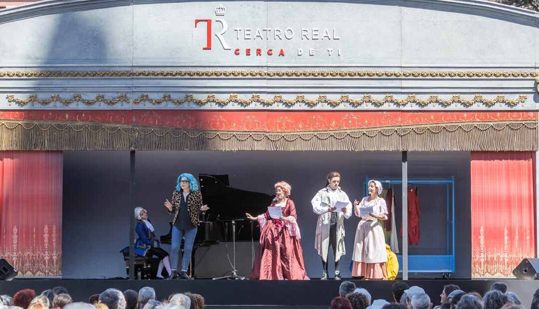 La Carroza del Teatro Real recorre ciudades de España presentando ópera y espectáculos gratuitos